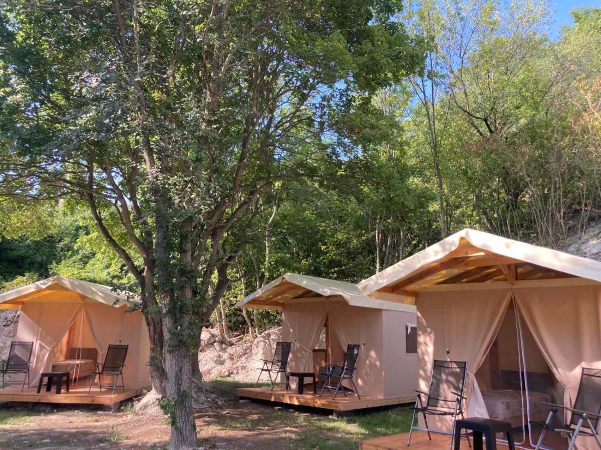 Camping Saint George Топола Екстериор снимка