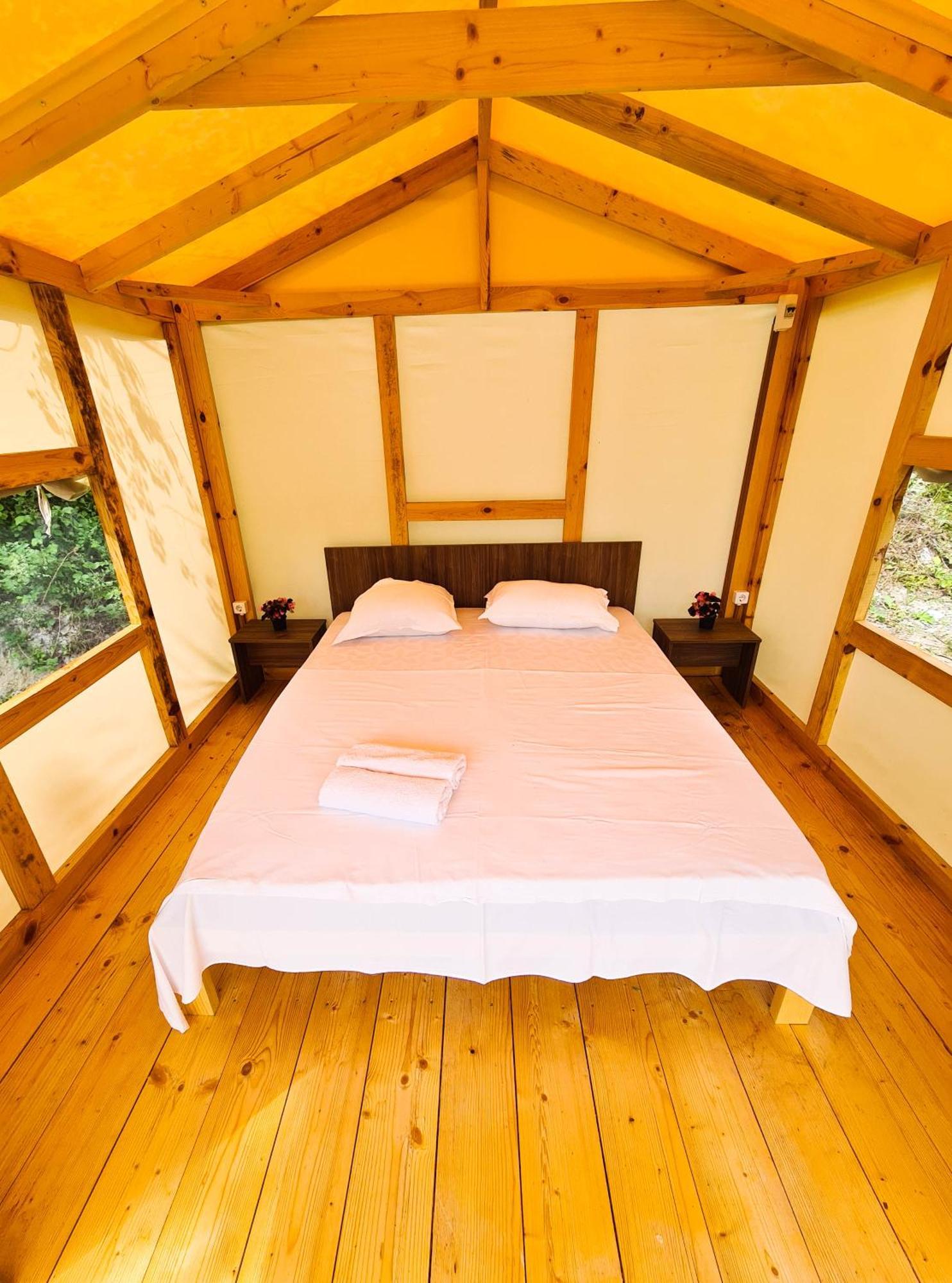 Camping Saint George Топола Екстериор снимка