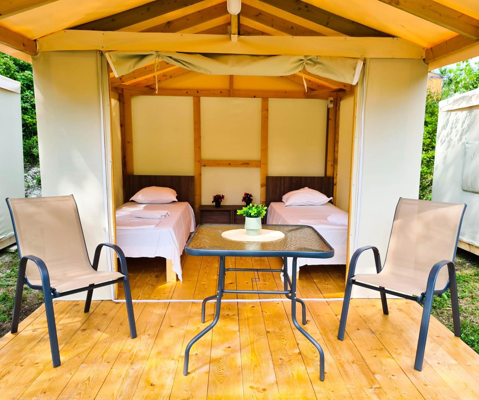 Camping Saint George Топола Екстериор снимка
