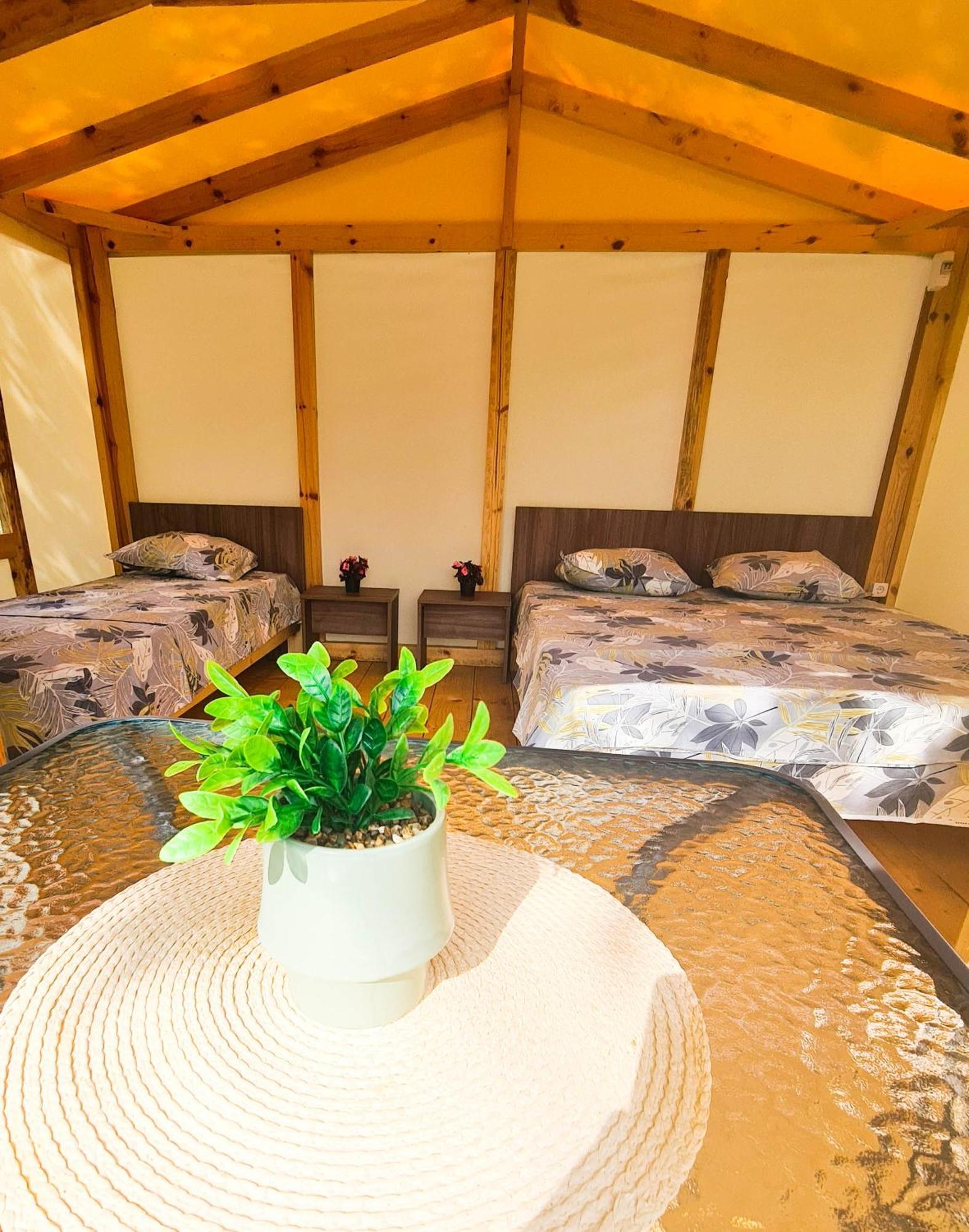 Camping Saint George Топола Екстериор снимка